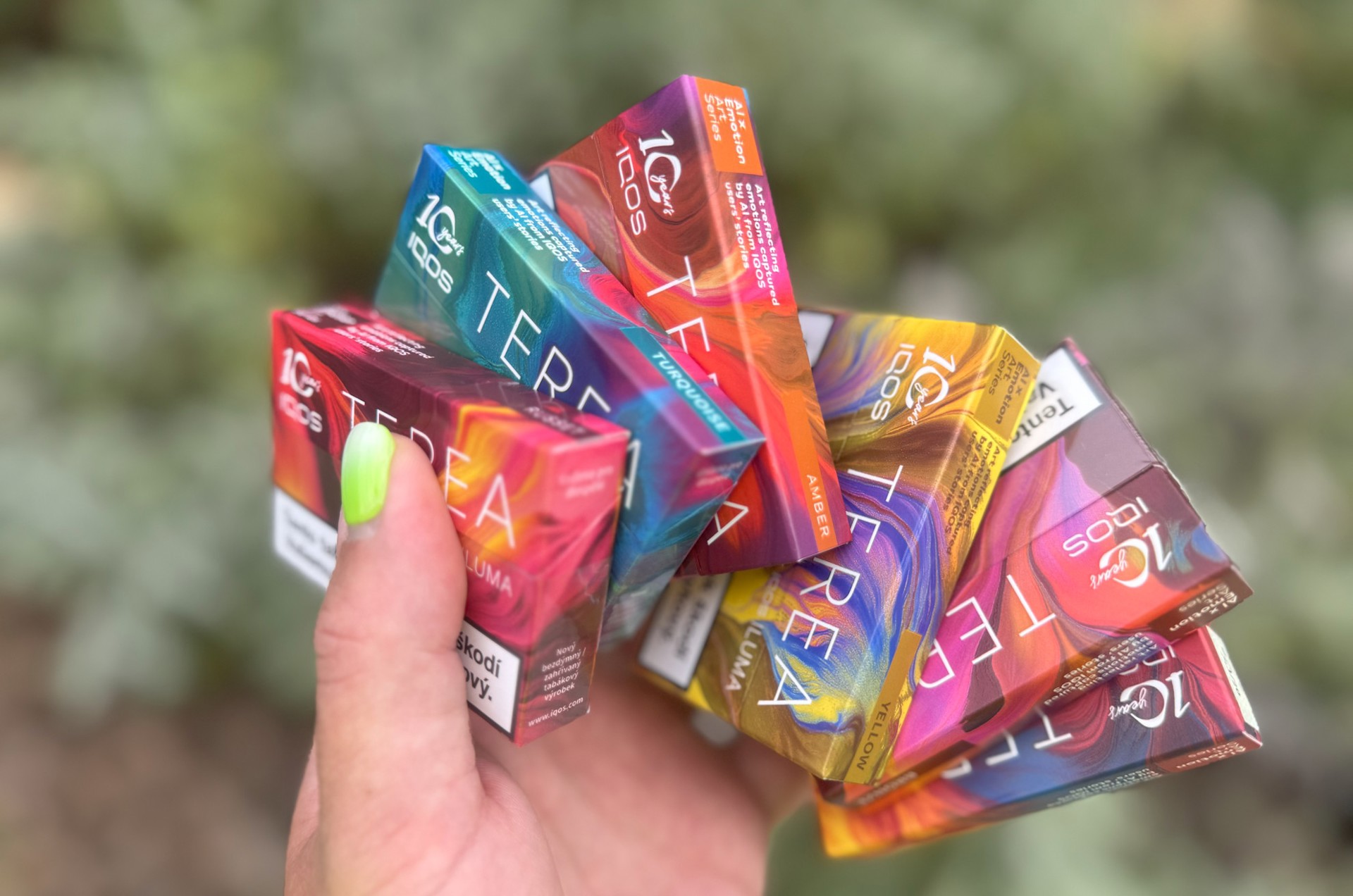 Kolik korun ušetříte s IQOS oproti klasickým cigaretám?